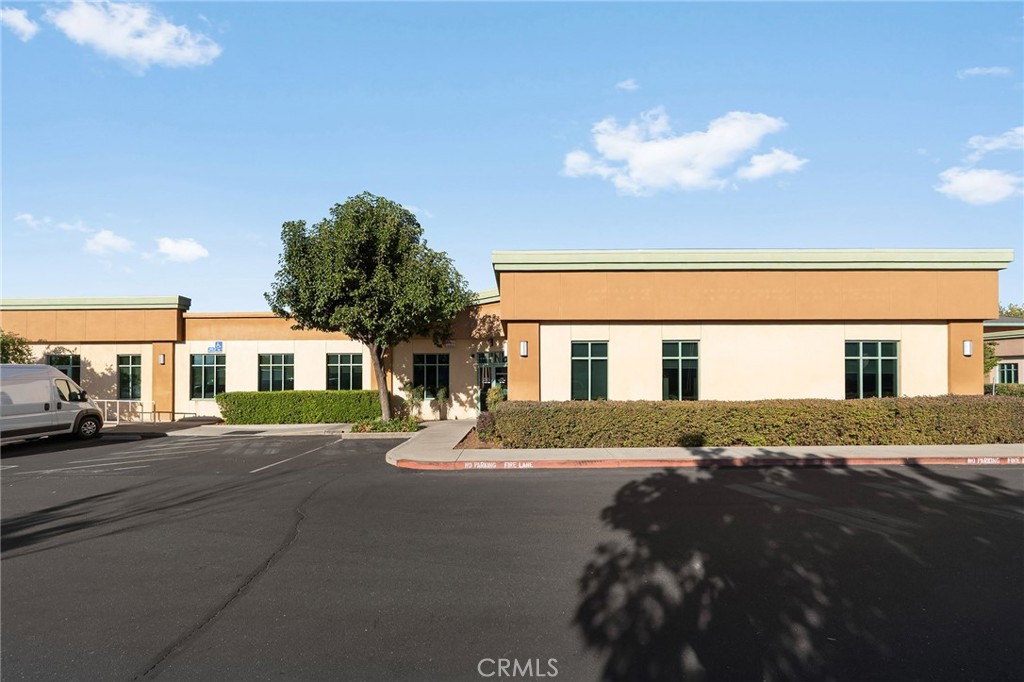 82 Table Mountain Boulevard