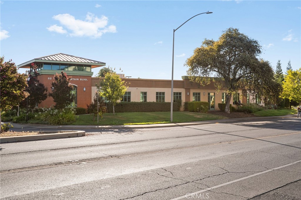 82 Table Mountain Boulevard