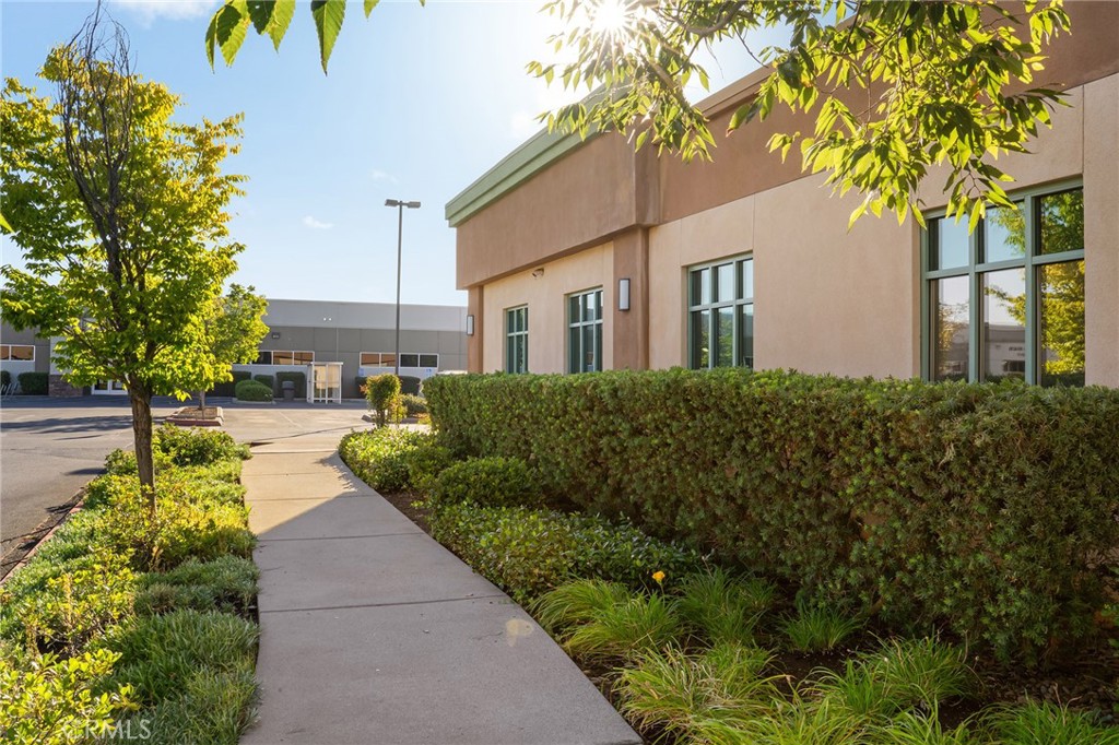 82 Table Mountain Boulevard