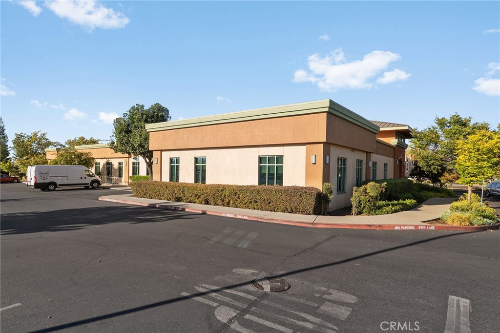 82 Table Mountain Boulevard