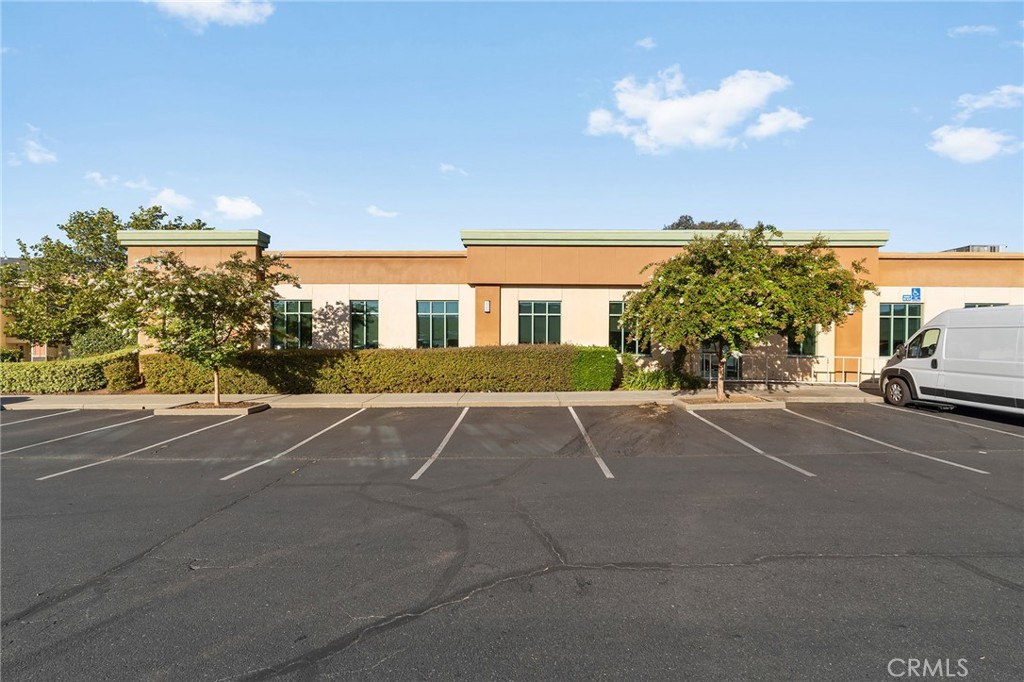 82 Table Mountain Boulevard