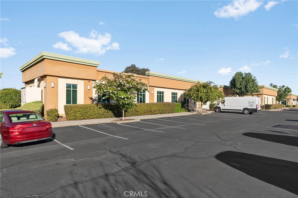 82 Table Mountain Boulevard