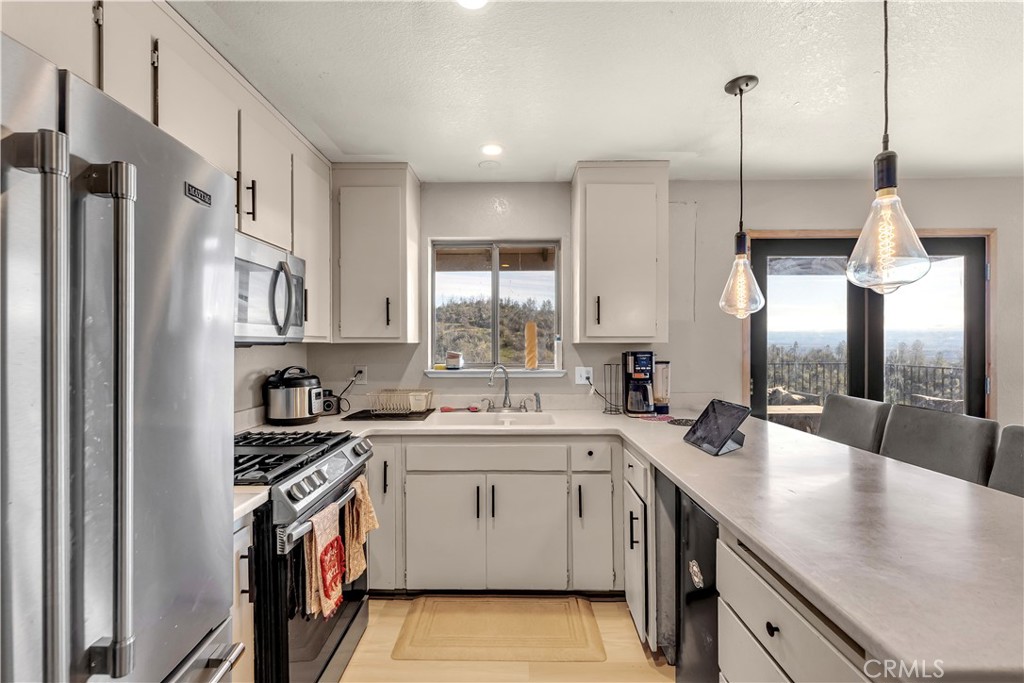 14091 Highview Trail