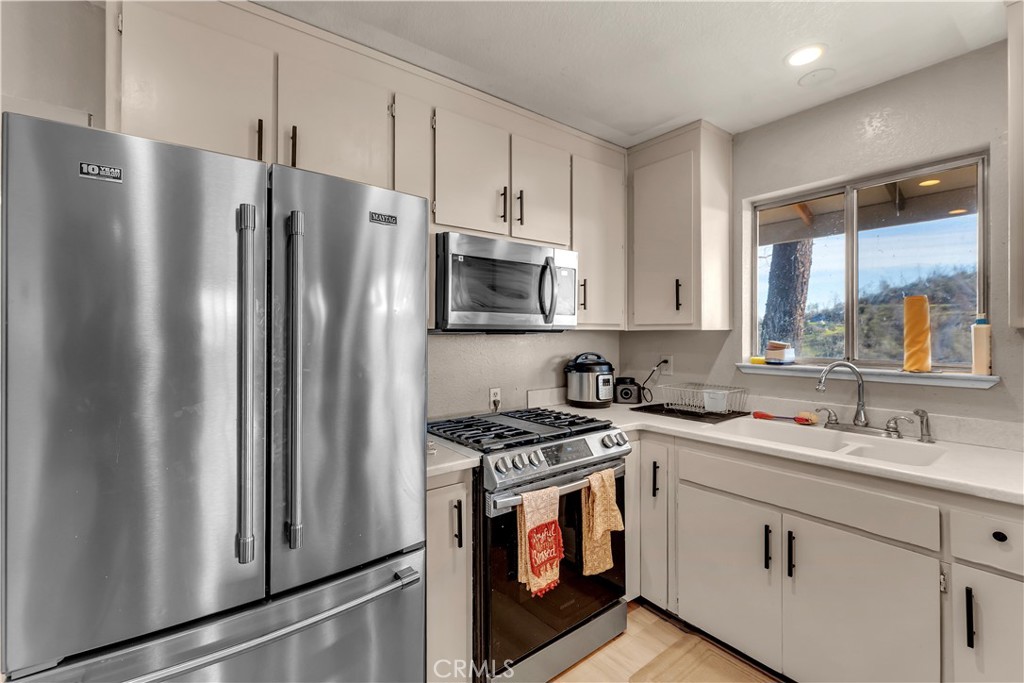 14091 Highview Trail