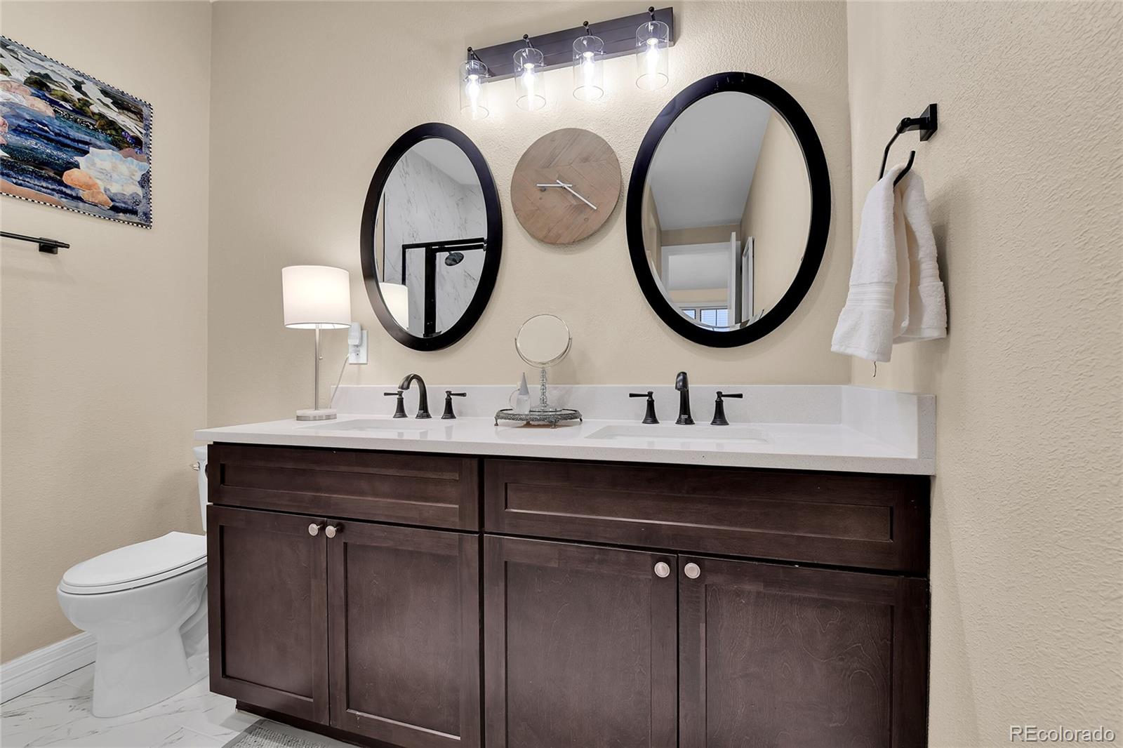 110 S Jackson Street Unit: 1D