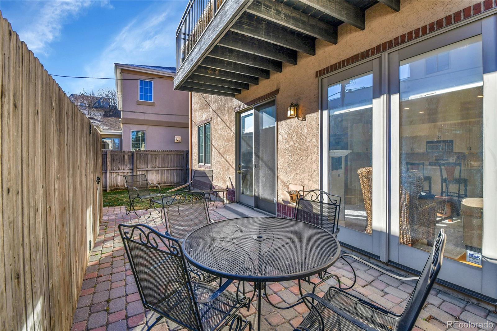 110 S Jackson Street Unit: 1D