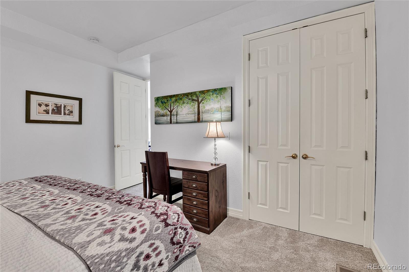 110 S Jackson Street Unit: 1D