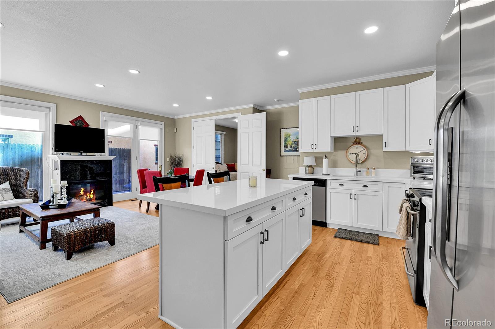 110 S Jackson Street Unit: 1D