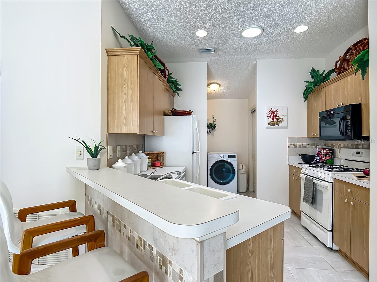 8195 SE 174TH ROWLAND ST