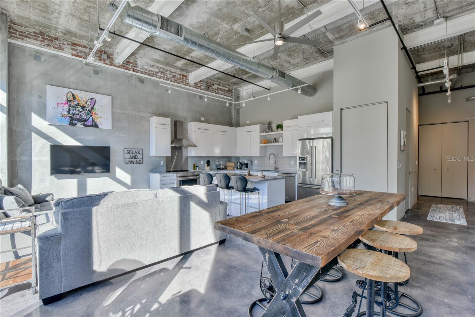 302 SE BROADWAY ST #260