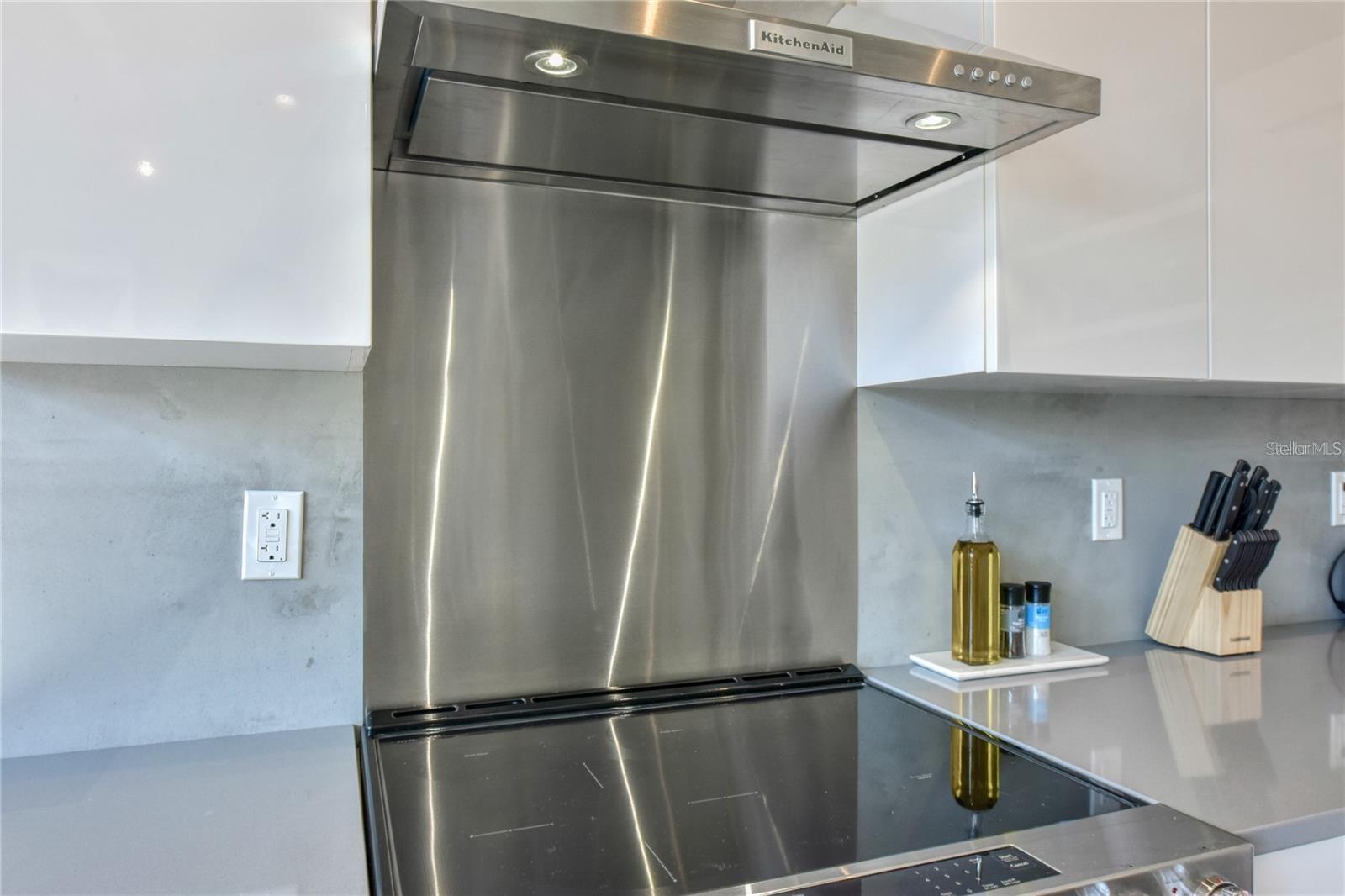 302 SE BROADWAY ST #260