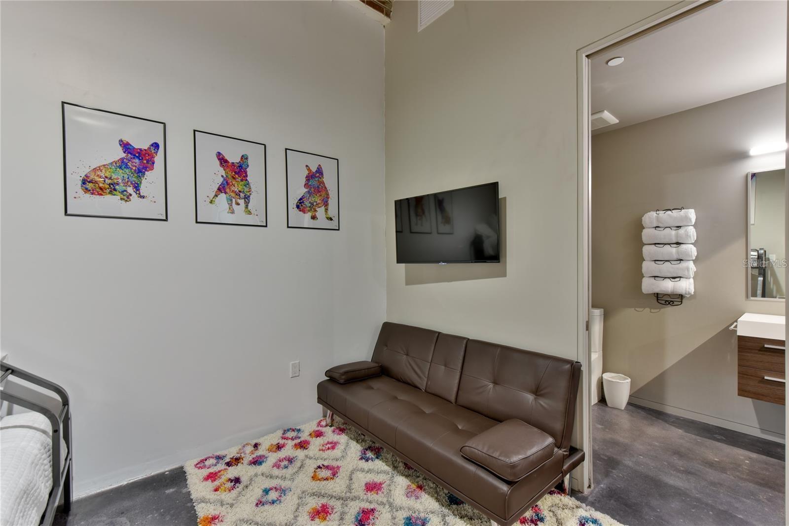 302 SE BROADWAY ST #260