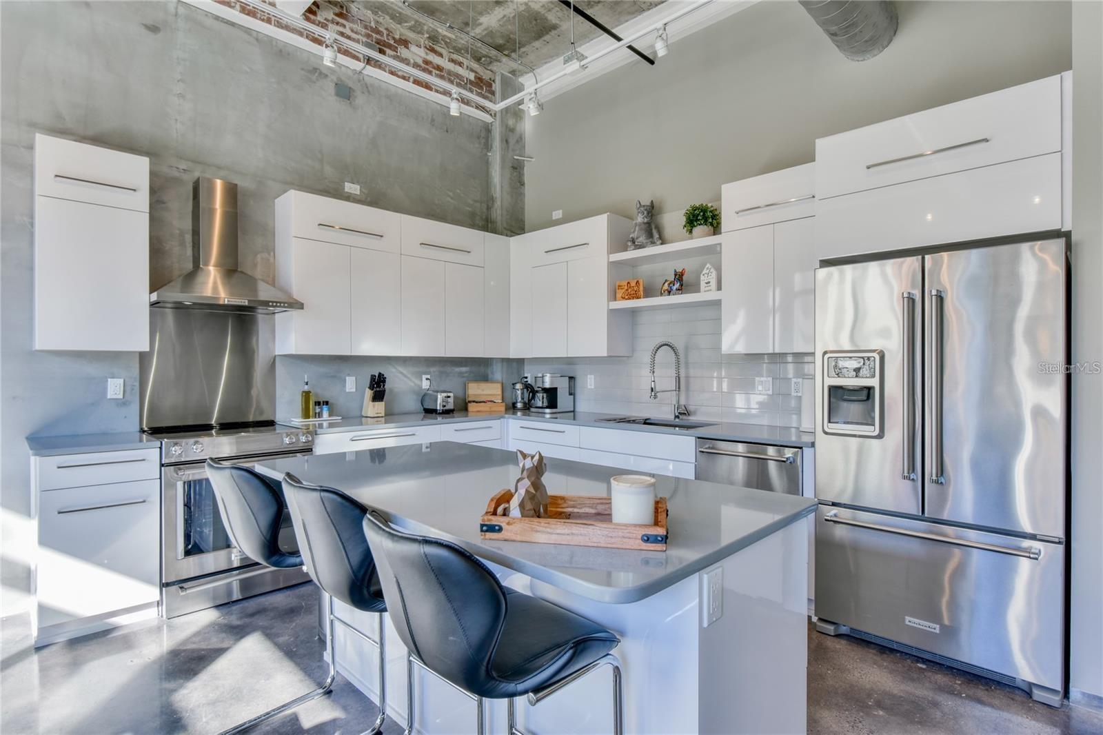 302 SE BROADWAY ST #260