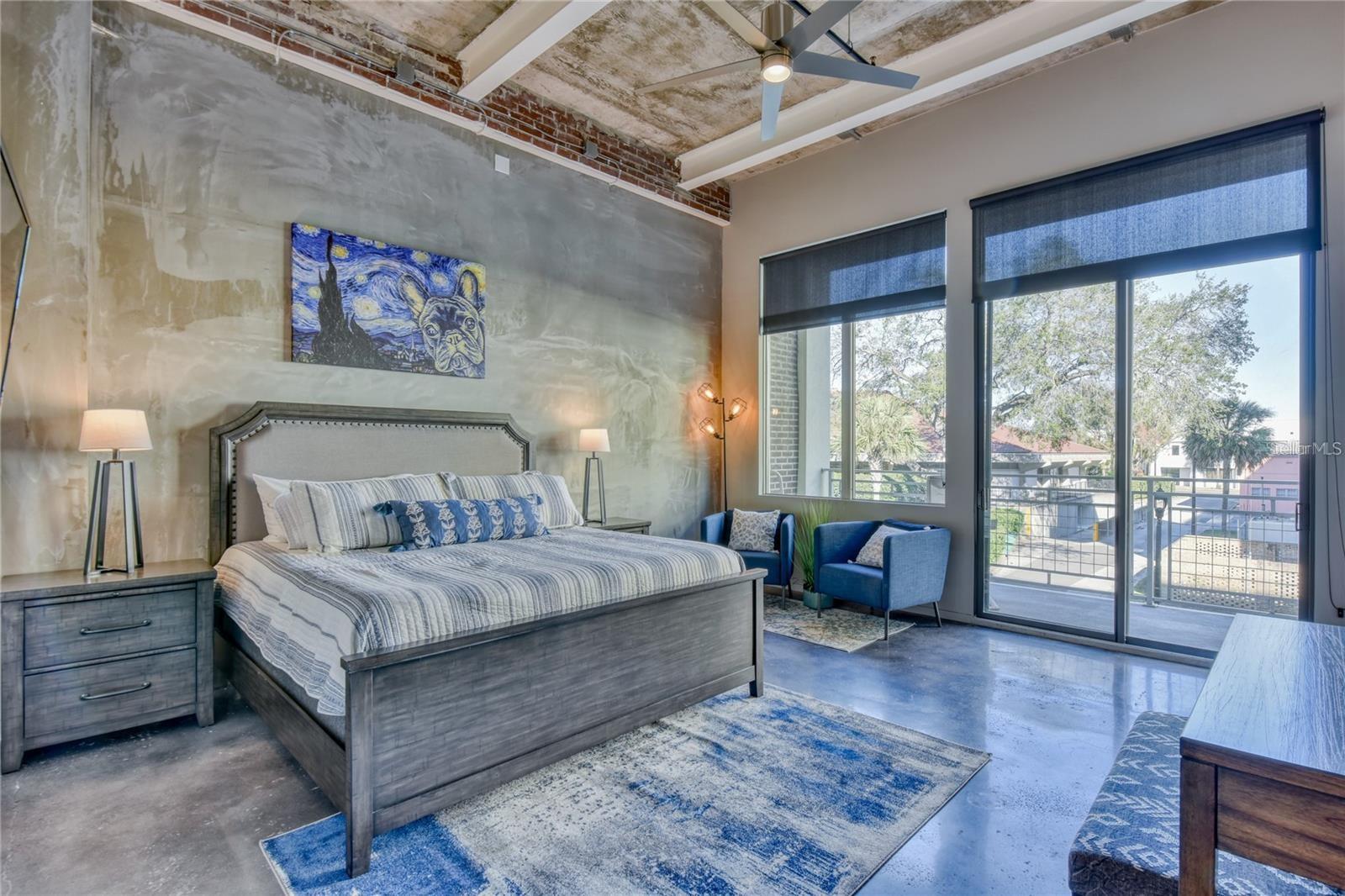 302 SE BROADWAY ST #260