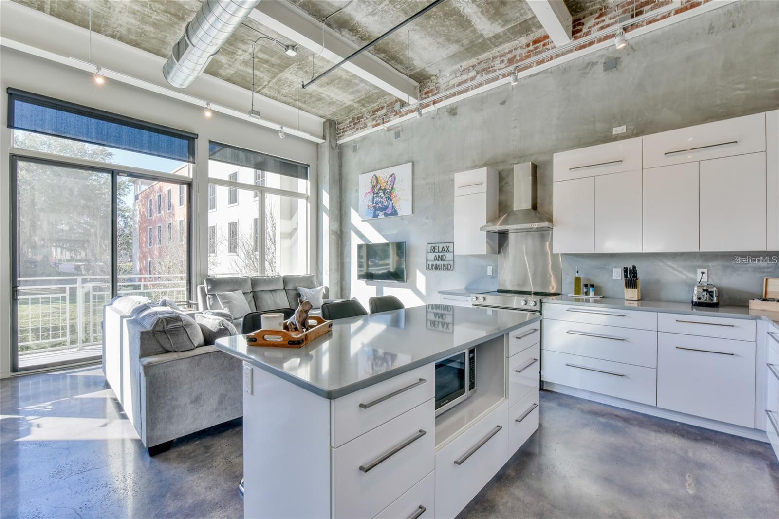 302 SE BROADWAY ST #260