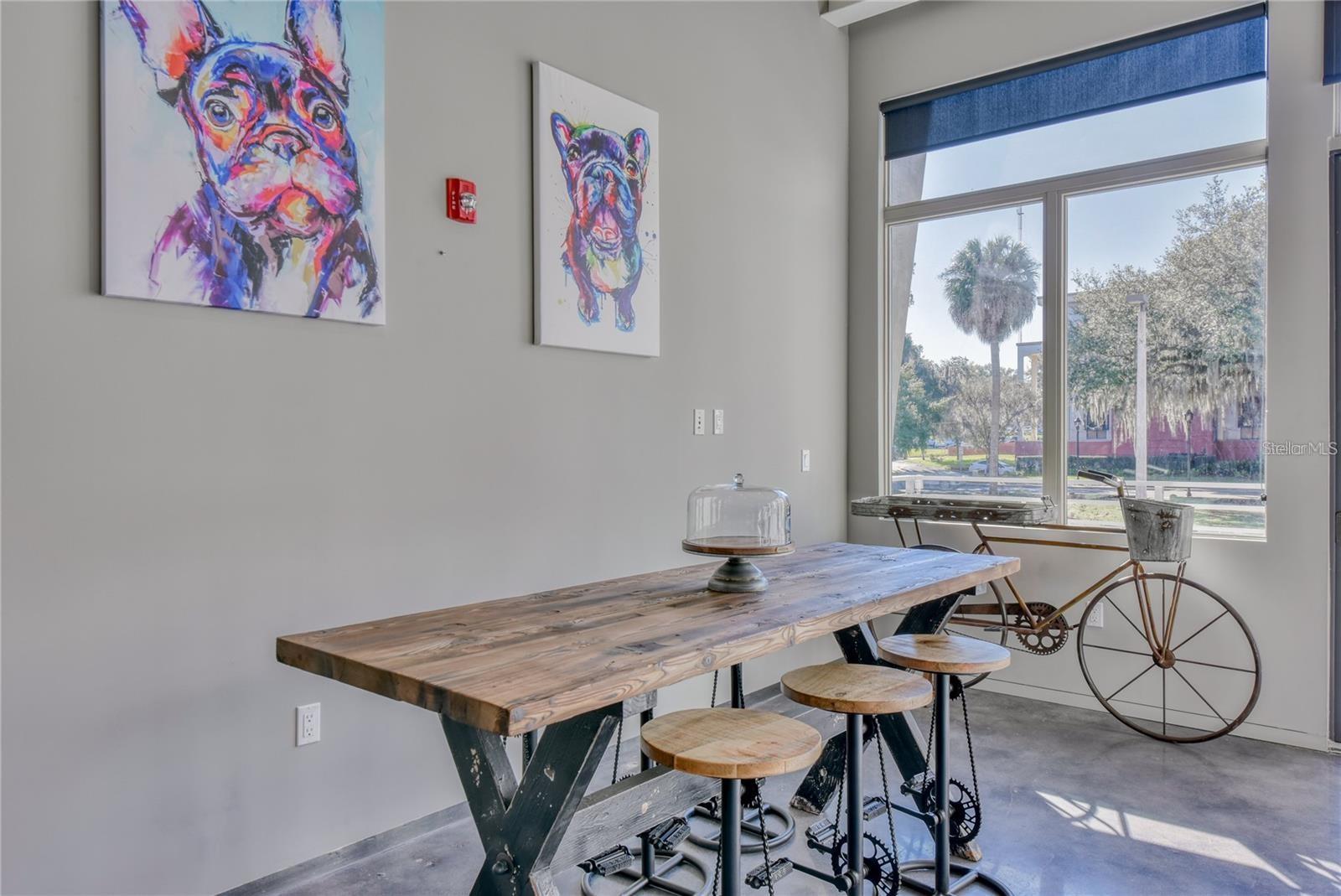 302 SE BROADWAY ST #260