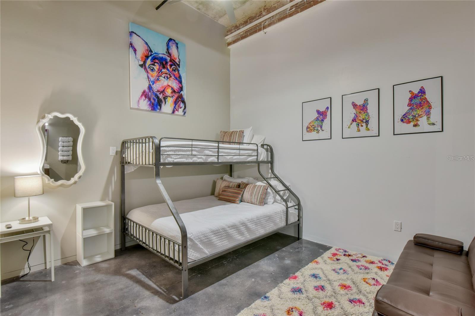 302 SE BROADWAY ST #260