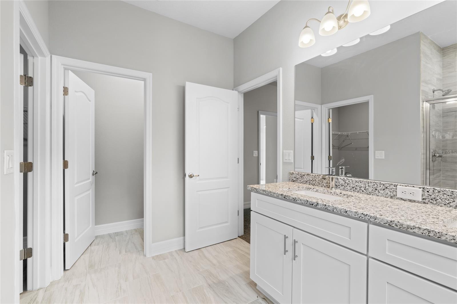 11120 N IRON DRIVE RD