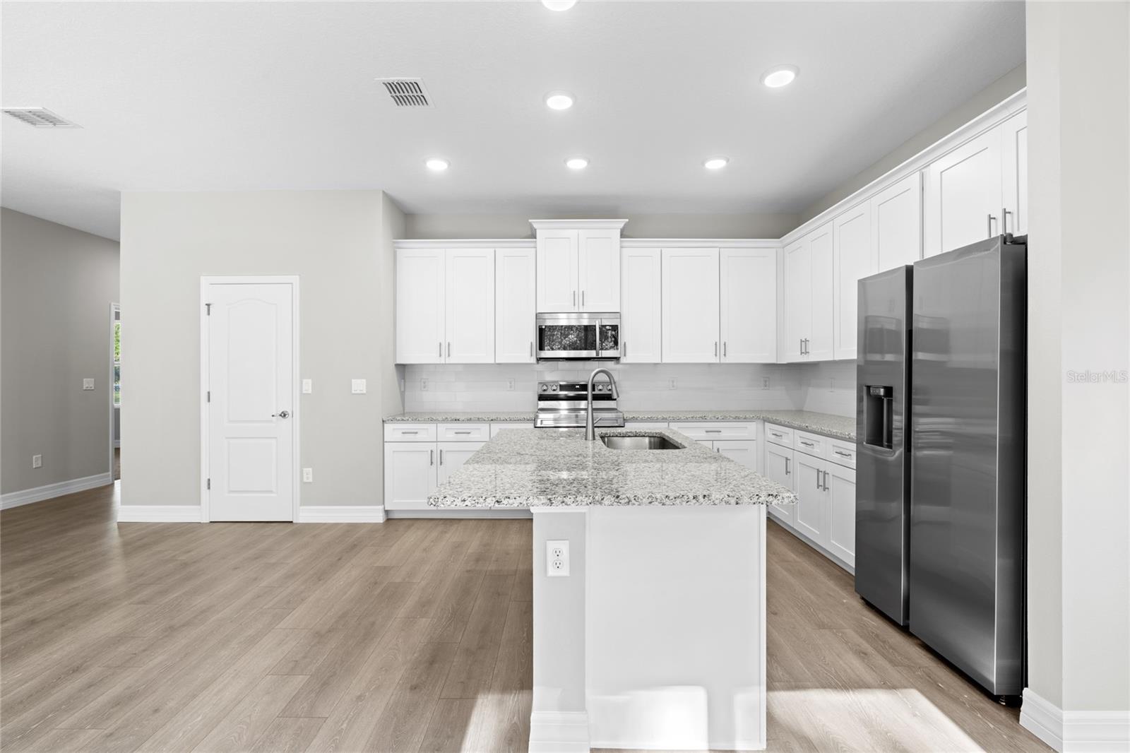 11120 N IRON DRIVE RD