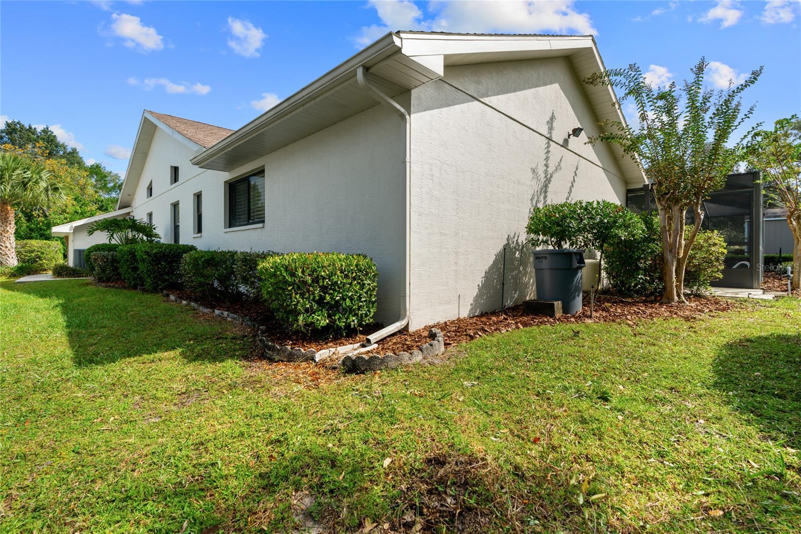 4182 S OAKHURST DRIVE