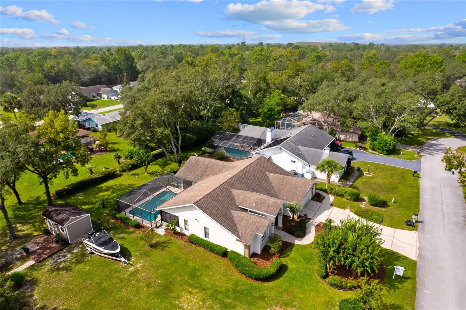 4182 S OAKHURST DRIVE