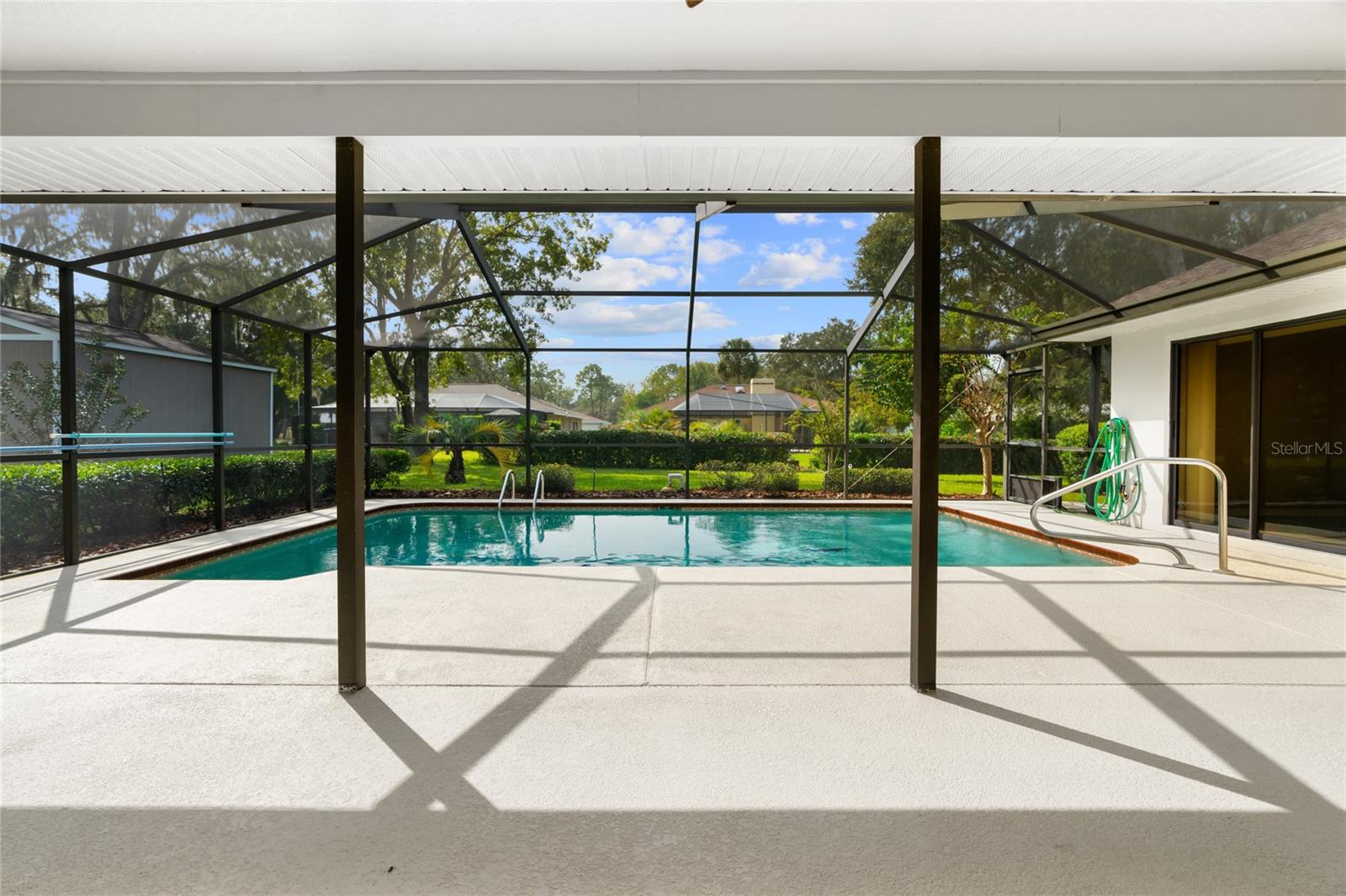 4182 S OAKHURST DRIVE