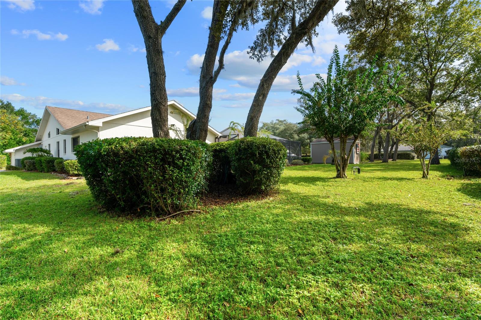 4182 S OAKHURST DRIVE