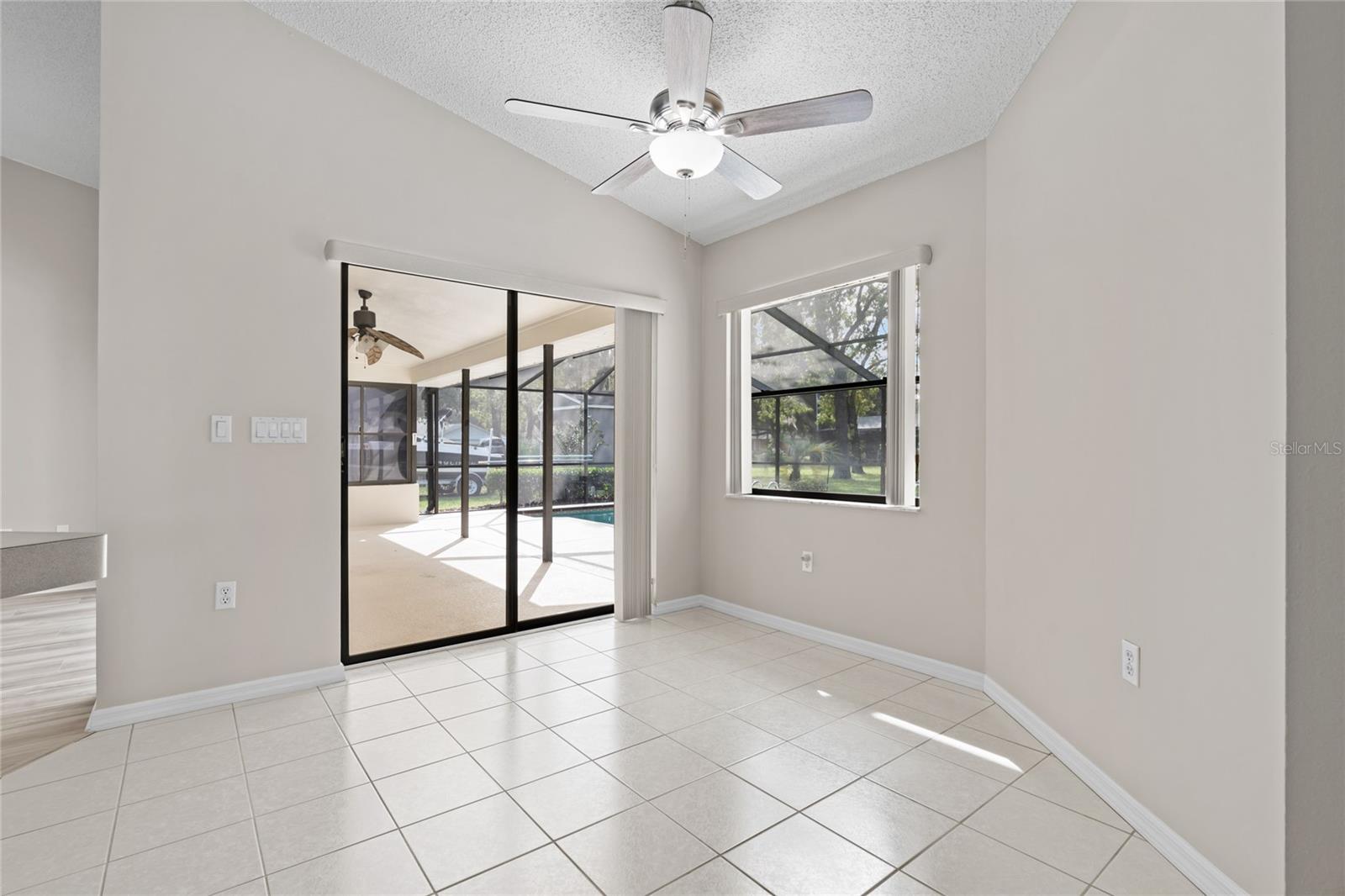 4182 S OAKHURST DRIVE