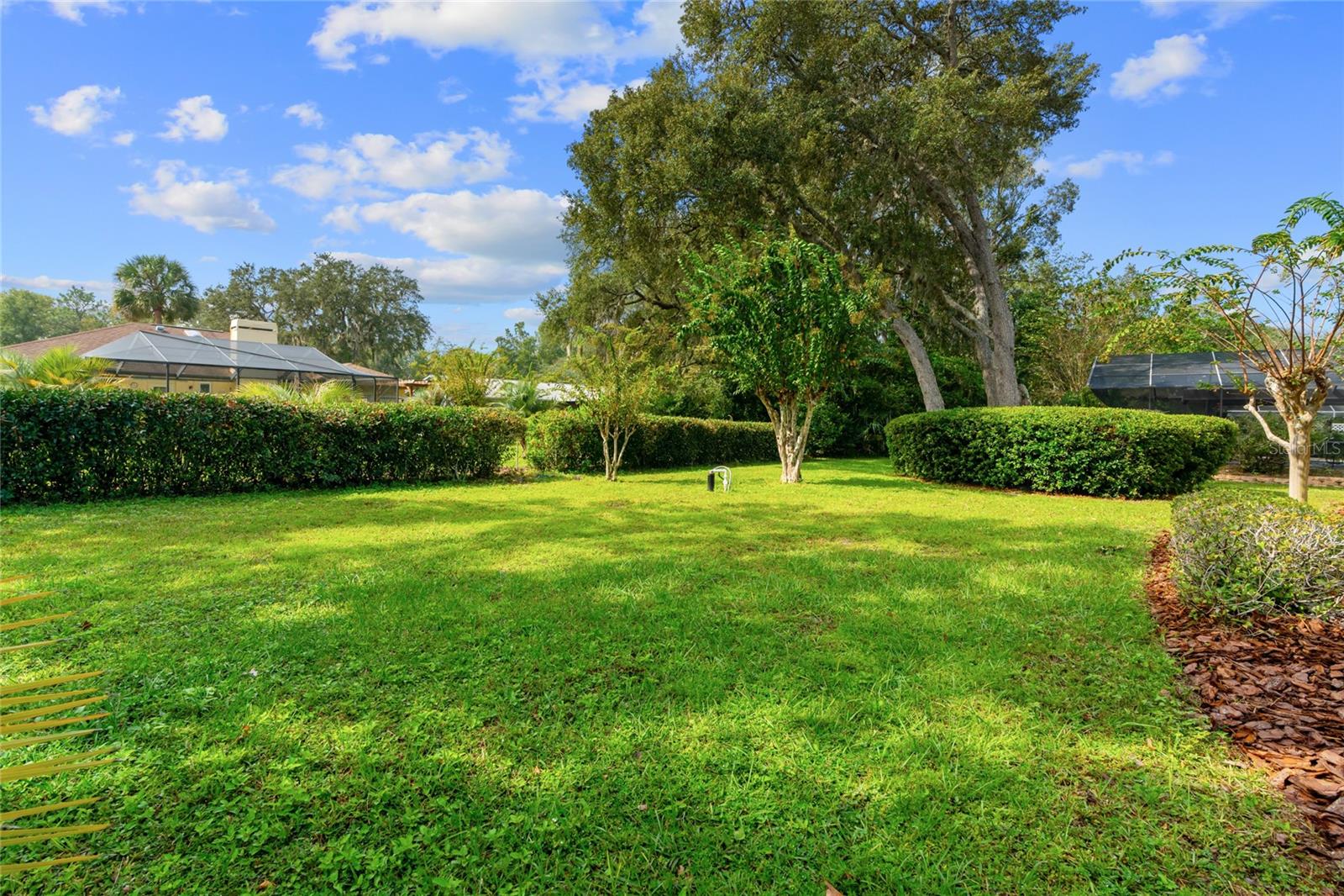 4182 S OAKHURST DRIVE