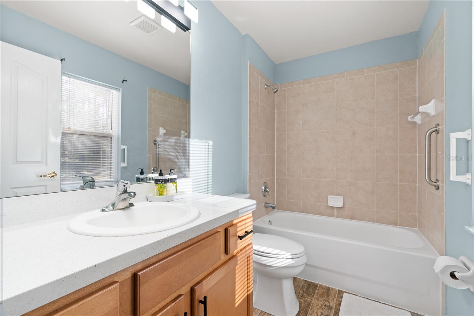 17 EUGENIA COURT NORTH