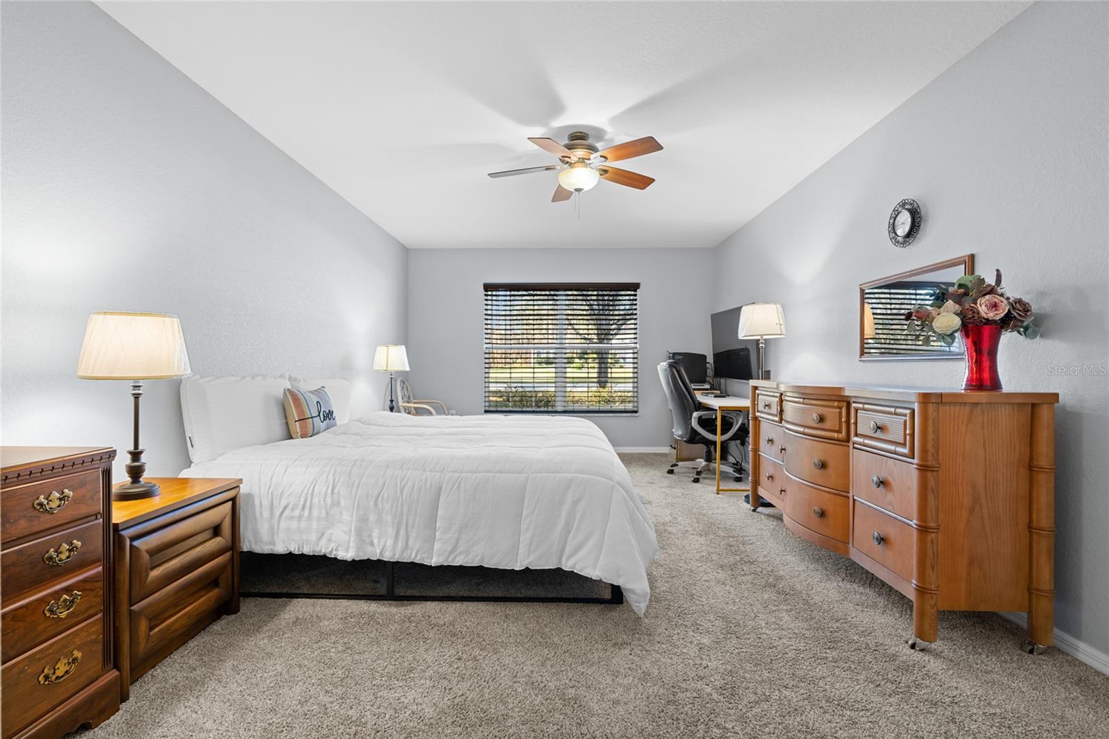 17 EUGENIA COURT NORTH