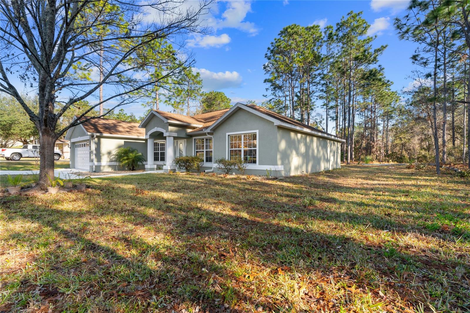 17 EUGENIA COURT NORTH