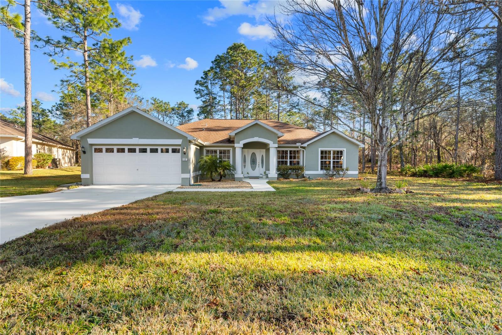 17 EUGENIA COURT NORTH