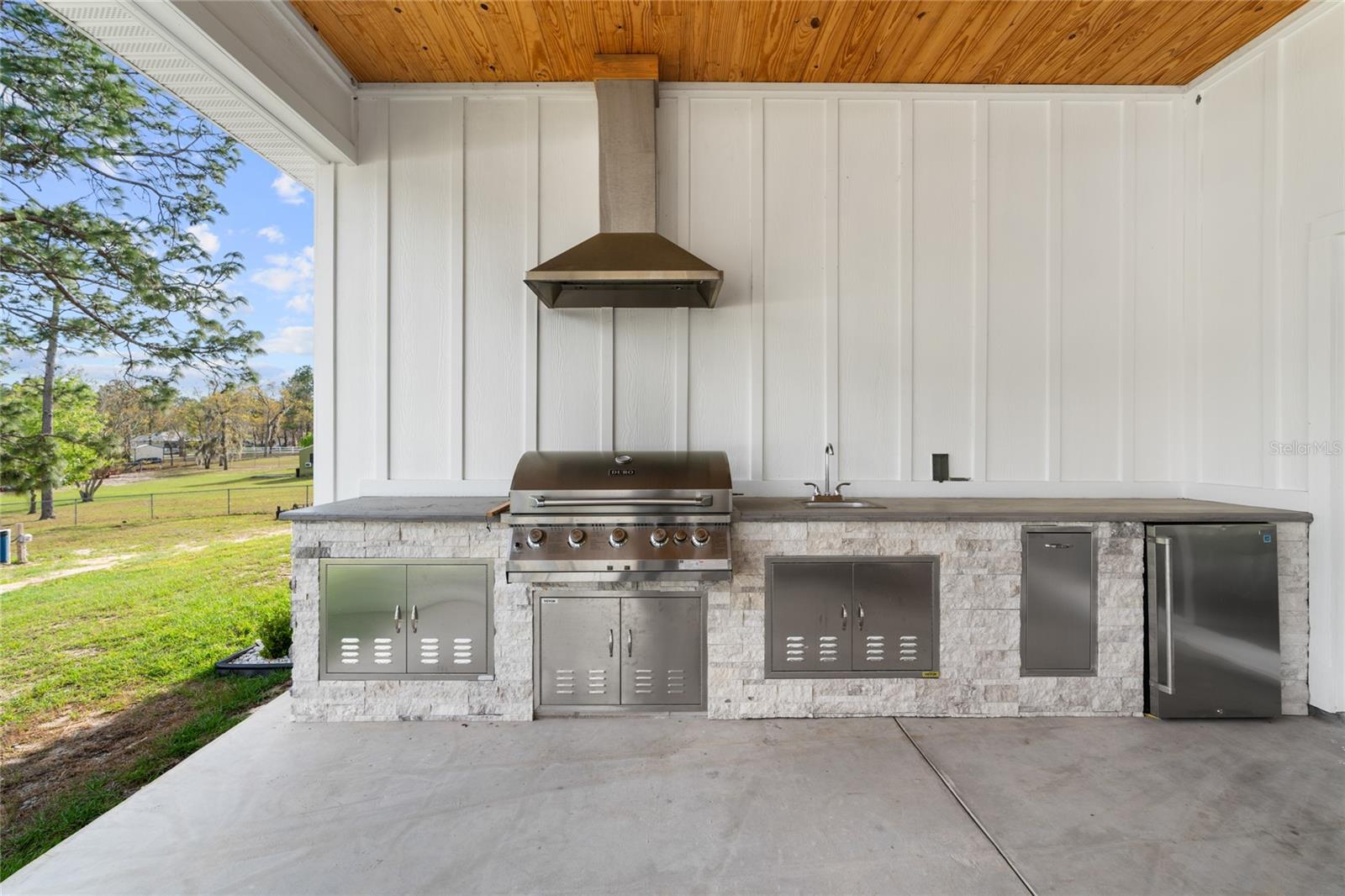 11670 SW 43RD STREET RD