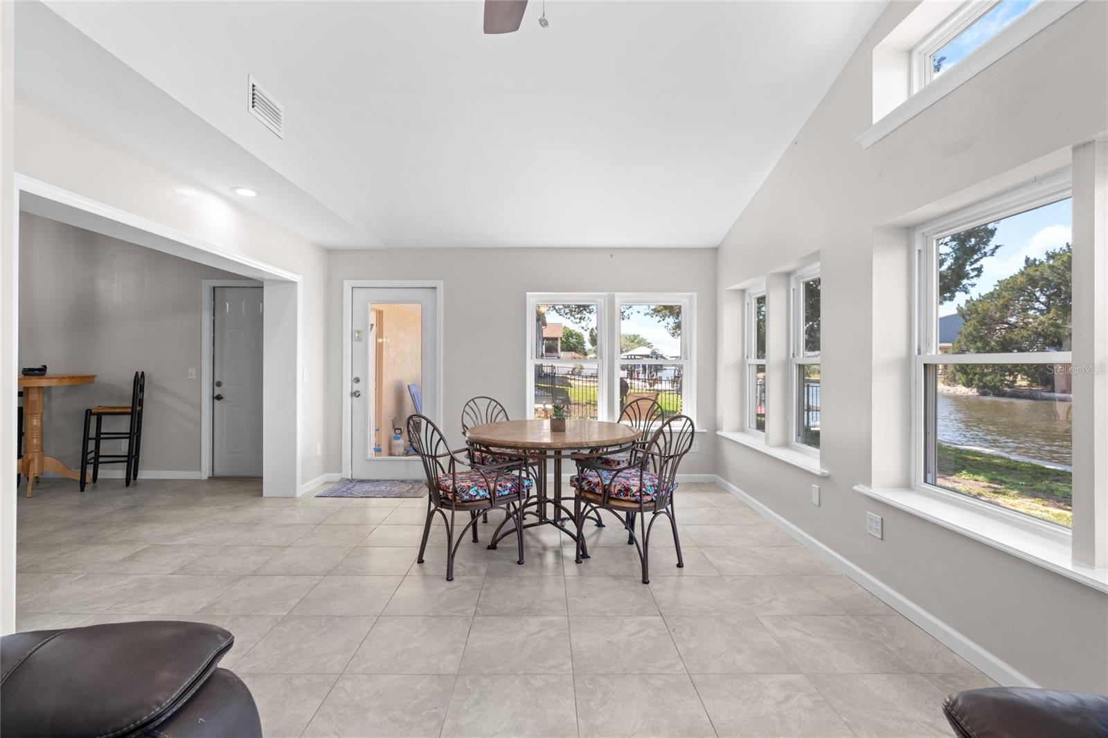 11771 W SUNNYBROOK CT