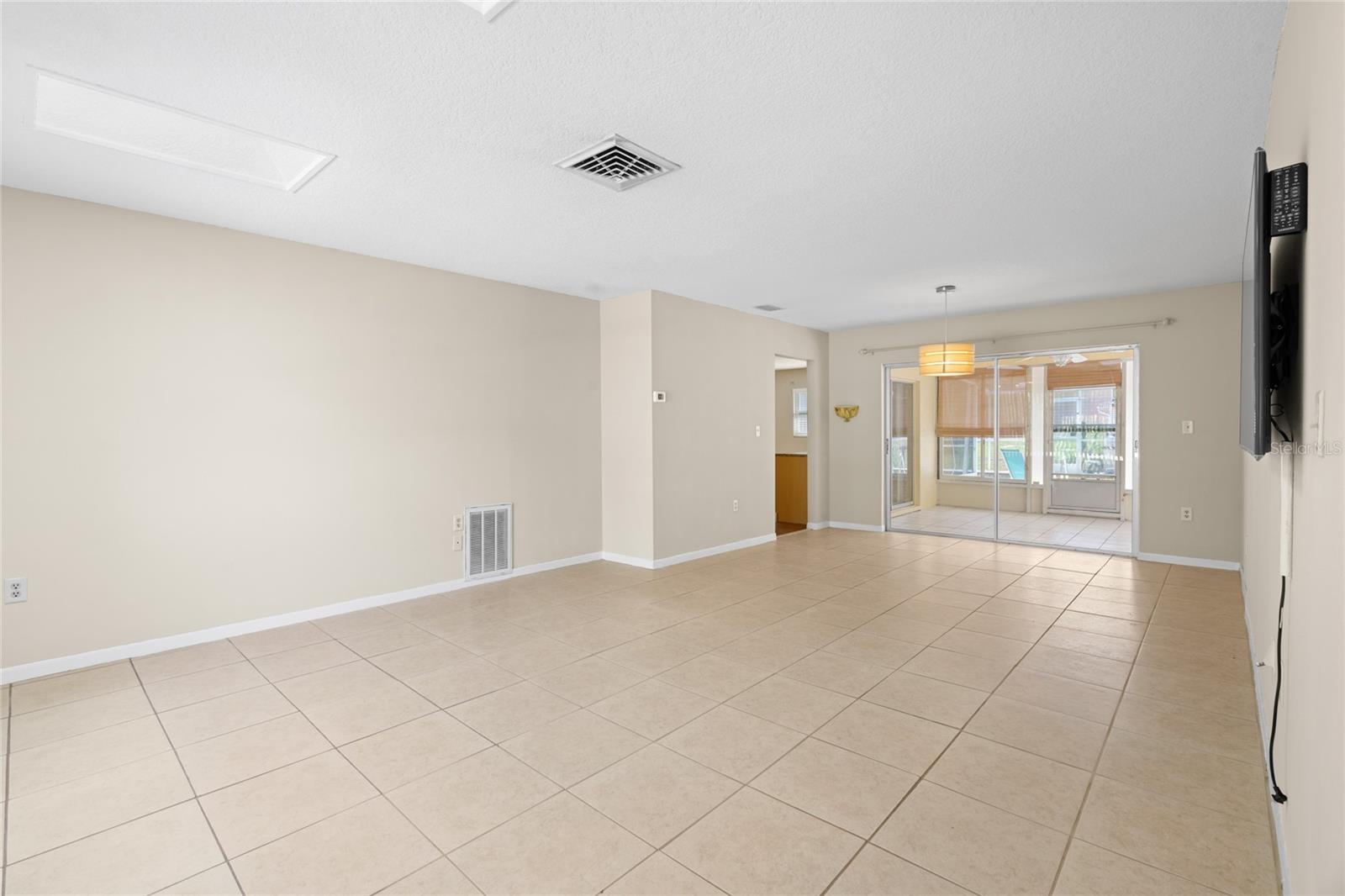 8130 SW 209TH COURT RD