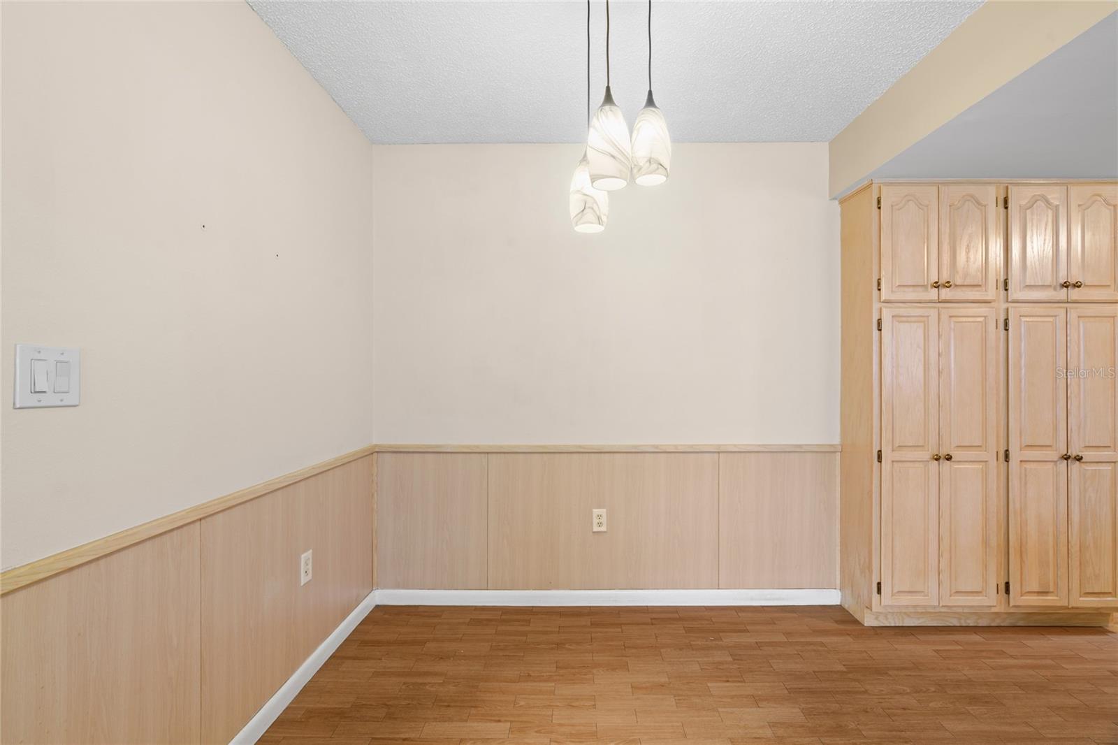 8130 SW 209TH COURT RD