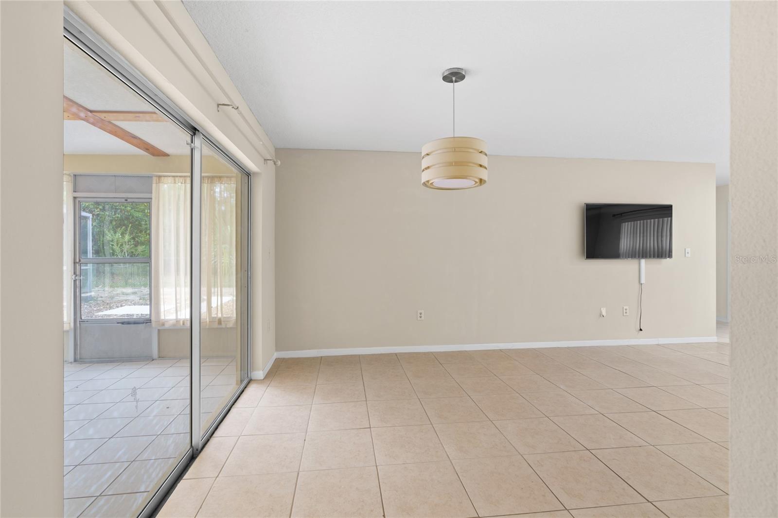 8130 SW 209TH COURT RD