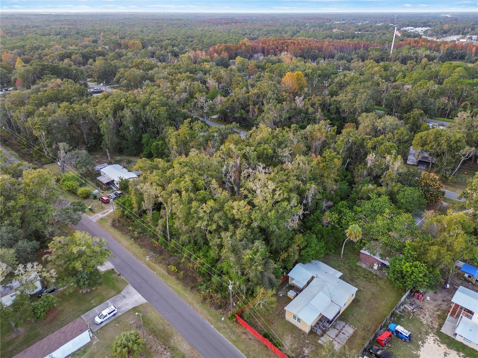 6301 W GOLDENLEAF LN