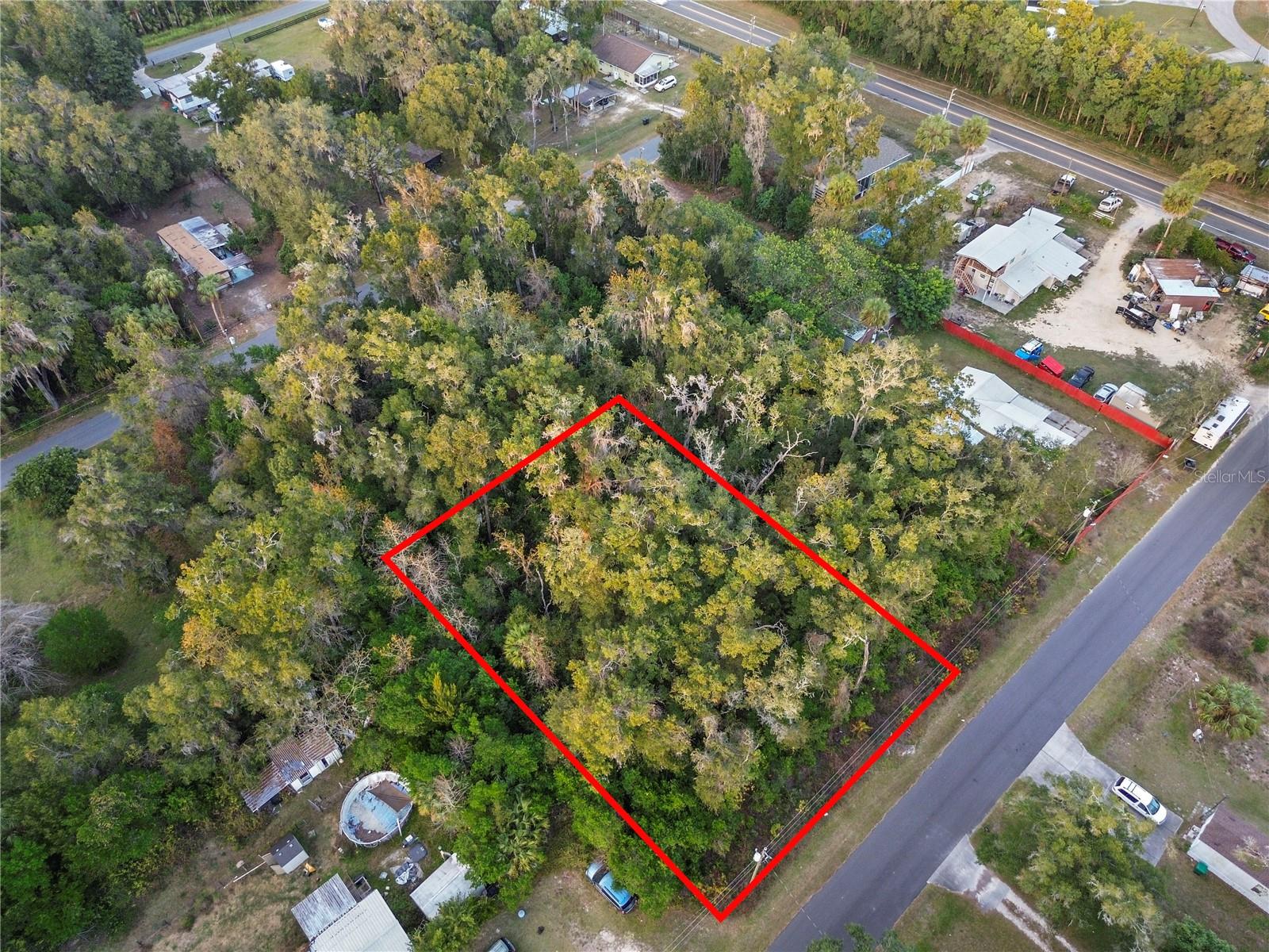 6301 W GOLDENLEAF LN