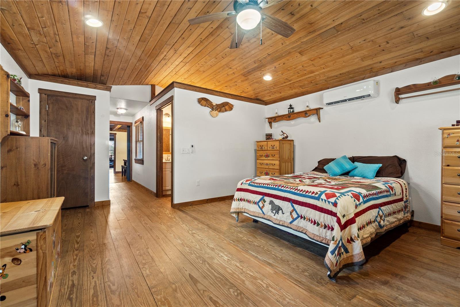 4292 SW 73 TRL