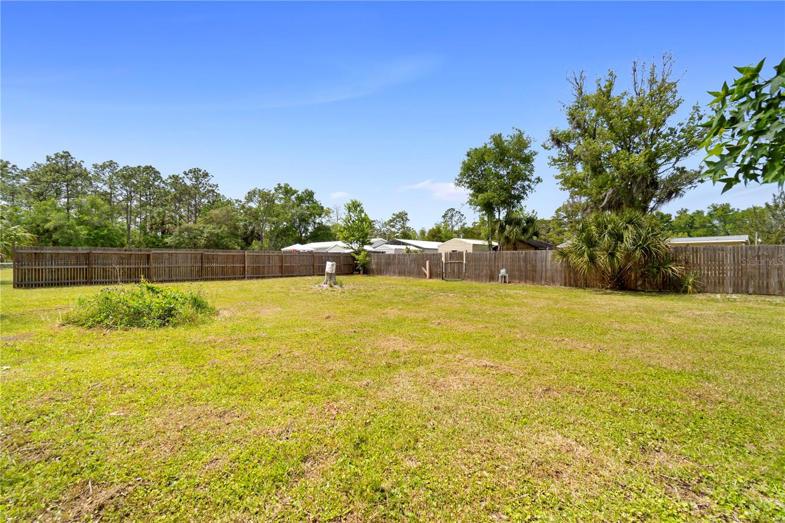8356 W TAWNY ROSE LN