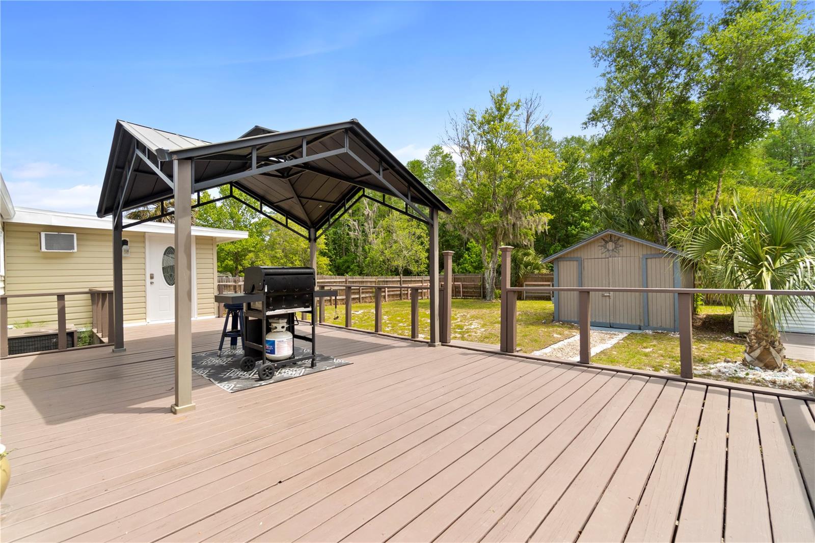 8356 W TAWNY ROSE LN