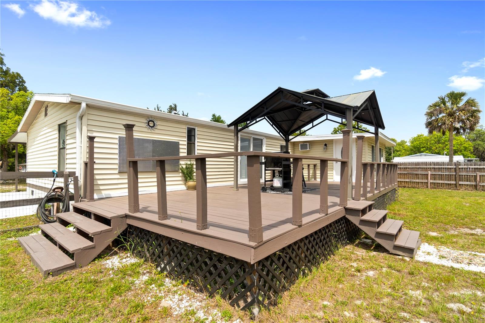 8356 W TAWNY ROSE LN