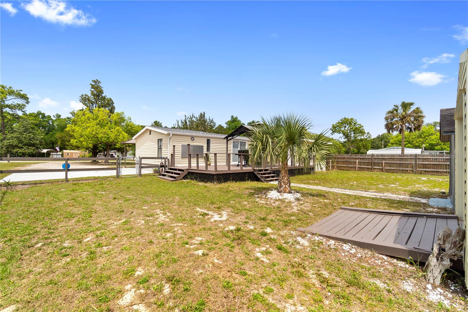8356 W TAWNY ROSE LN