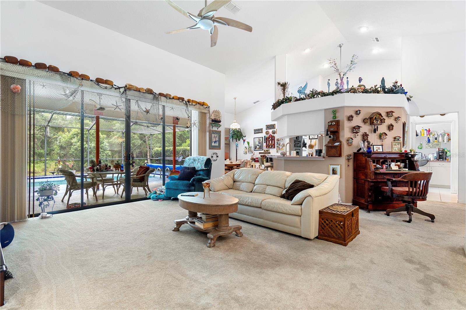 42 PINE DR