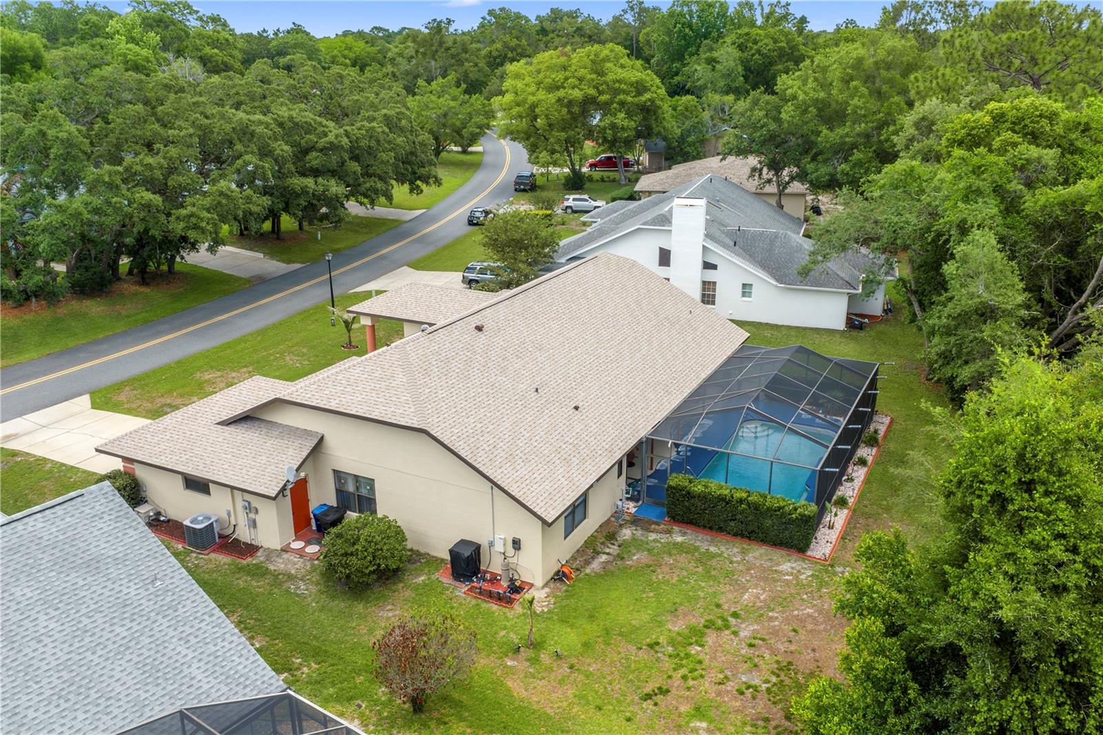 42 PINE DR