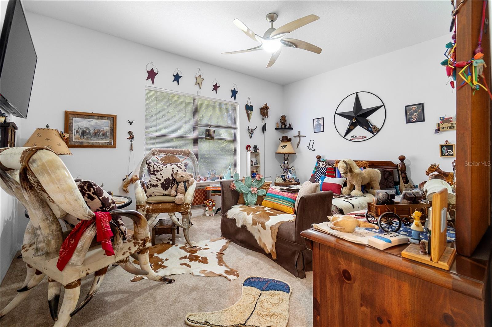 42 PINE DR