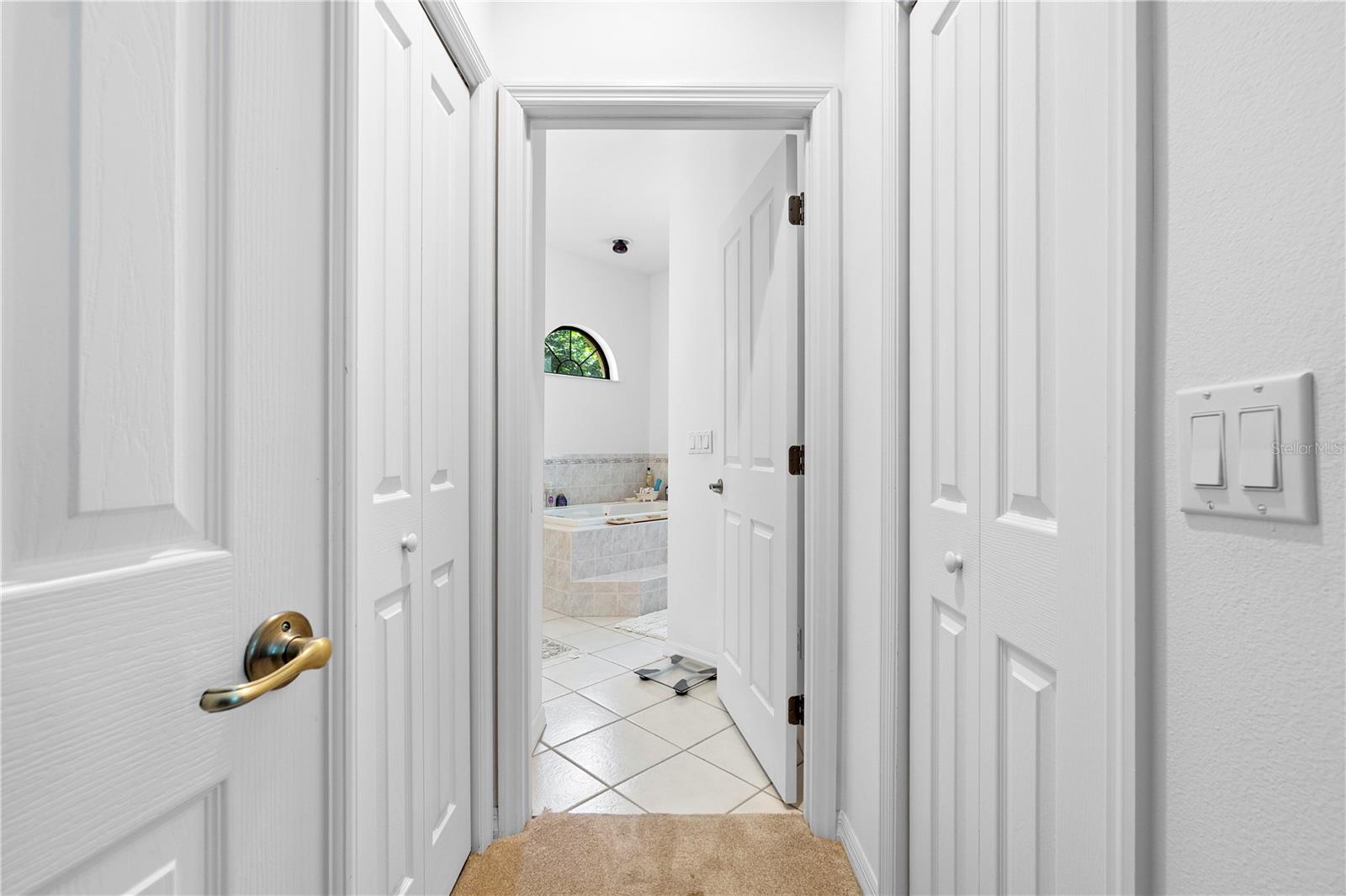 42 PINE DR