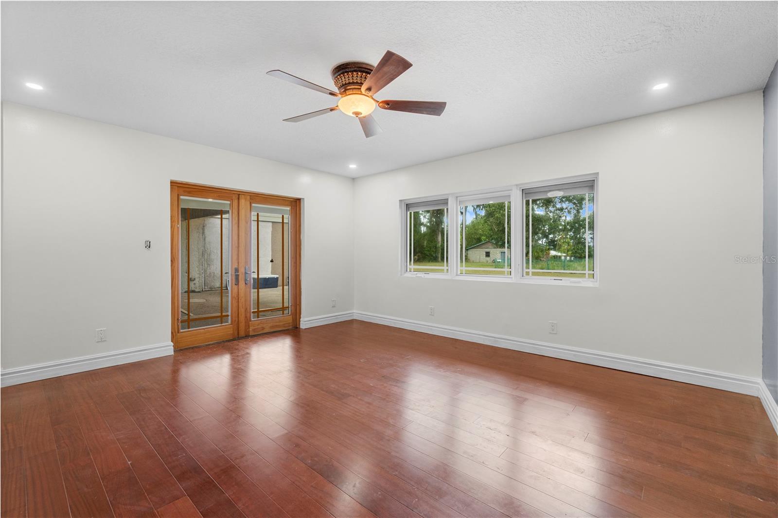 3261 SE 41ST PL